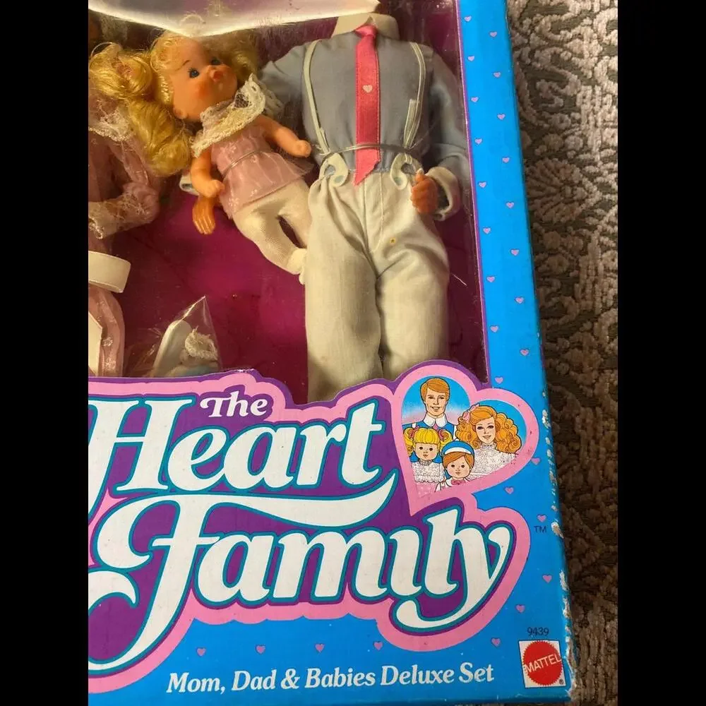 Vintage 1984 Mattel‎ Heart Family Mom, Dad, & Babies Deluxe Set 9439 BRAND NEW